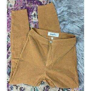 $210 Indigo Rein Women Size 5 Brown Slim Fit Mid R